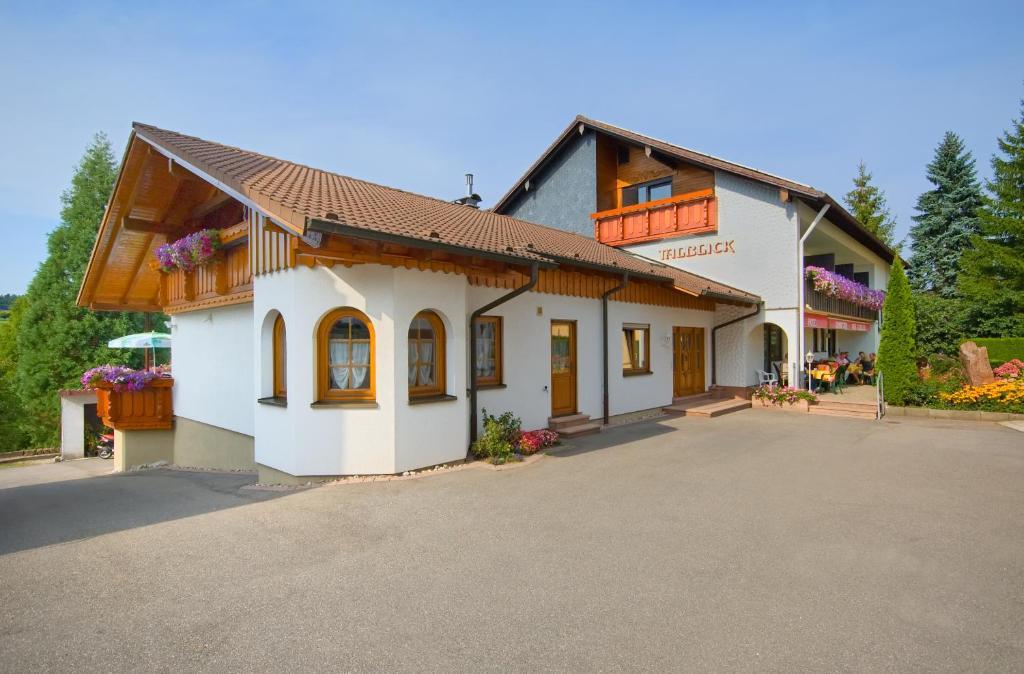 塔布里克康体酒店 Schömberg 外观 照片